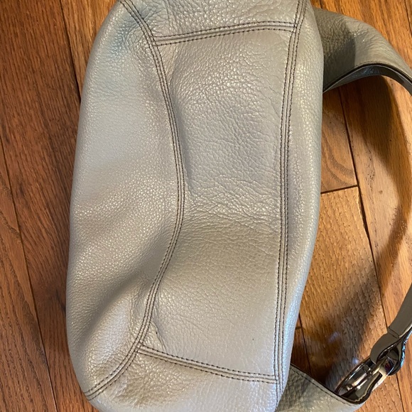 Micheal Kors bag - Picture 8 of 10